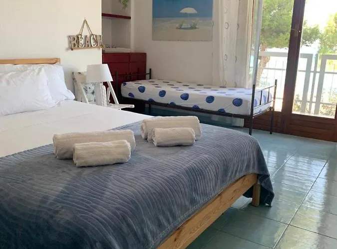 Rocca Mondello Rooms, Beach And Sea